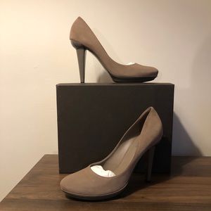 Bottega Veneta Tan Suede Heels Pumps NIB 40.5 - 10